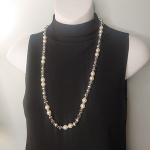 Metallic/Pearl Beaded Necklace